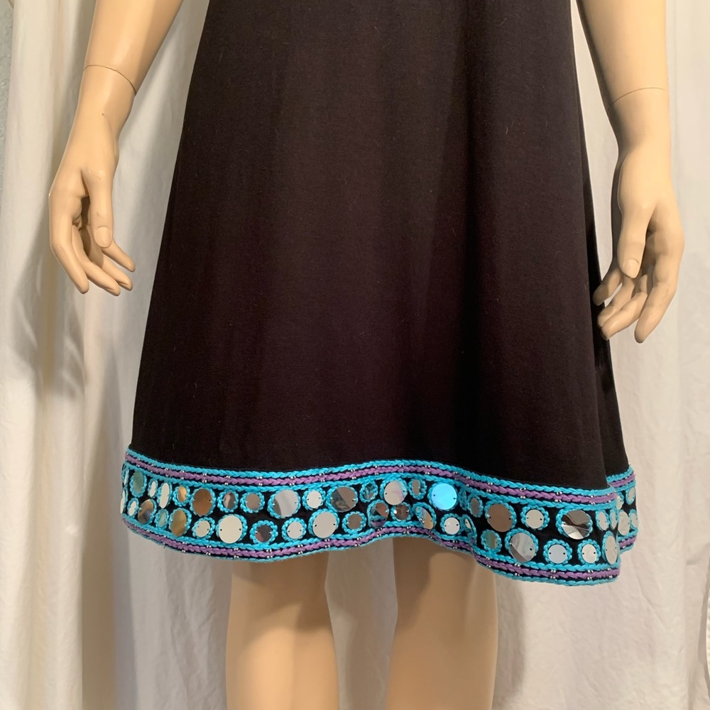 WOMENS MEDIUM SLEEVELESS MIRRORED COLLAR & HEM STRETCH DRESS - Picture 3 of 8